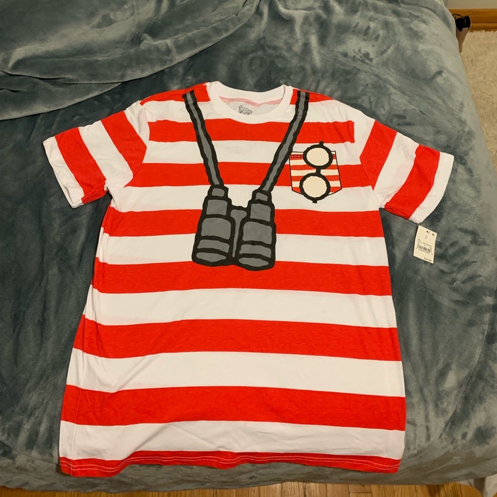 Shirt - Picture 2 of 2